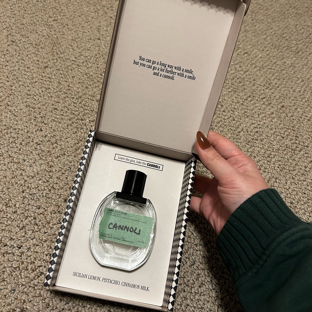 Fragrance with Black Cap